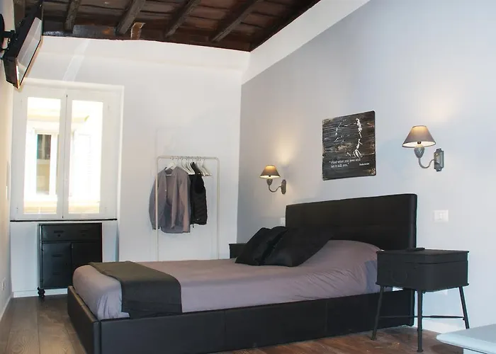Suityrhome Rionemonti118 Roma